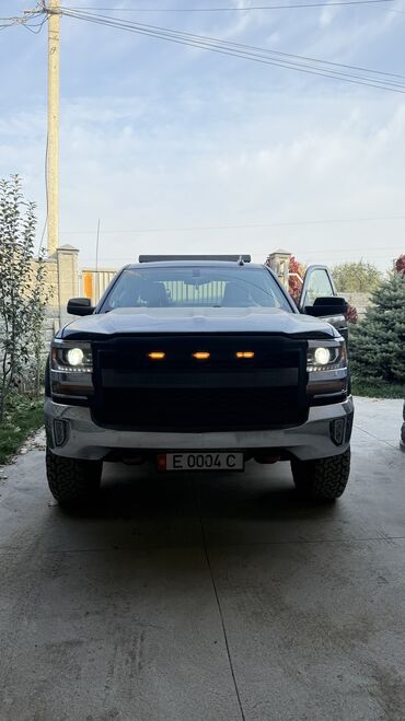 сапок грузовой самосвал: Chevrolet Silverado 1500: 2018 г., 5.3 л, Автомат, Бензин, Пикап