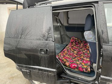 Mitsubishi: Mitsubishi Space Runner: 1999 г., 2.4 л, Механика, Бензиновая, Минивэн — 12