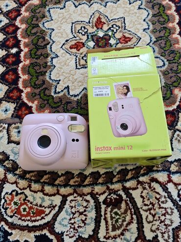 айфон 11 про бу цена в бишкеке: Fujifilm Instax mini 12 — моментальная камера, цвет Blossom Pink