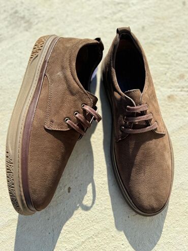 Кроссовки и спортивная обувь: Мужские кроссовки, 43, Новый, цвет - Черный, Платная доставка — 6