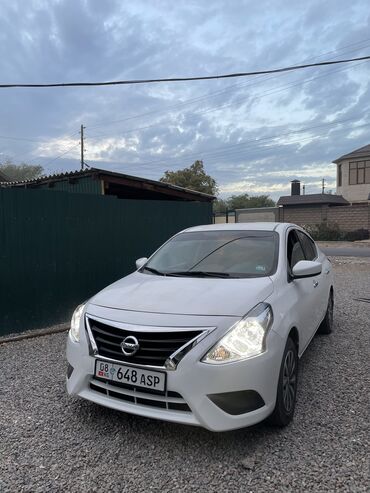 дизельные моторы: Nissan Versa: 2016 г., 1.6 л, Вариатор, Бензин, Седан