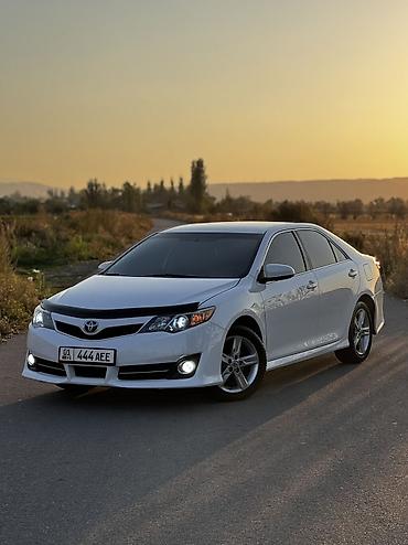 voxy noah: Toyota Camry: 2013 г., Автомат, Бензин, Седан — 2