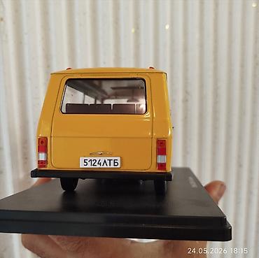 1 43 modelka: RAF Latvija 2203 tipli Hachette 1:43 - Korpus: bərk die-cast metal və — 4