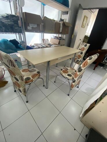 metbex stol desti: Mətbəx üçün, Dördbucaq masa, 4 stul