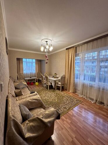 Köhnə tikili: Bakı, 3 otaqlı, Köhnə tikili, m. Əhmədli, 82 kv. m — 2