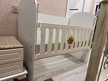 dolablar 2ci el: Oğlan və qız üçün, İşlənmiş, Beşik, Matras ilə — 6