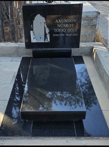 Başqa xidmətlər: Mərmərqranitməzar daşlarının sifarişi qəbul olunur.Ukraniya — 26