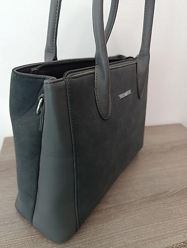 acne studio: Классическая сумка, Китай, Материал: Замша, Регулируемый ремень, Застежка на молнии, Женские, Б/у — 2