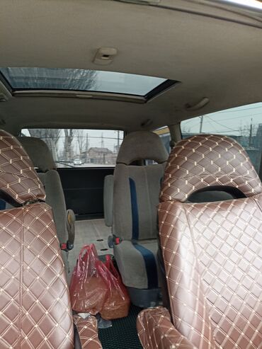 Toyota: Toyota Previa: 1993 г., 2.4 л, Механика, Бензин, Минивэн — 11