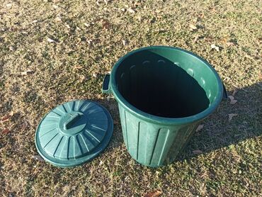 Ostala baštenska oprema: Plastična kanta za smeće zapremine 46L. Prubližne dimenzije ф40/32cm — 5
