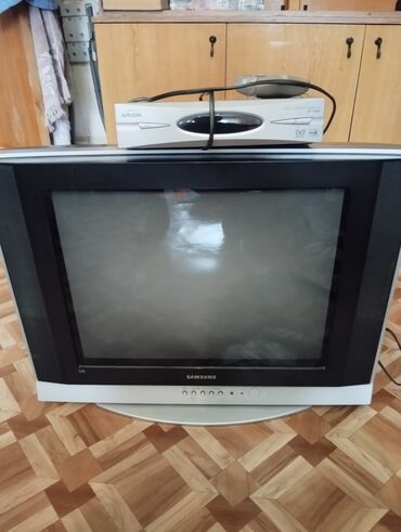 телевизор самсунг 54 см: Продаю телевизор 1500 сом Samsung