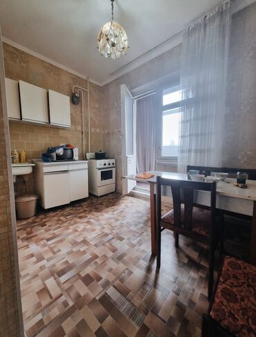 Продажа квартир: 1 комната, 43 м², 106 серия, 7 этаж, Старый ремонт
