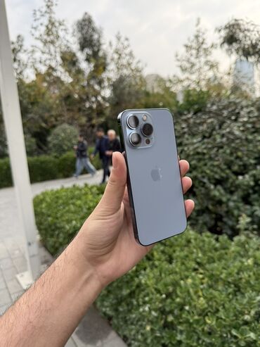 Apple iPhone: IPhone 13 Pro, 128 GB, Sierra Blue, Simsiz şarj — 16