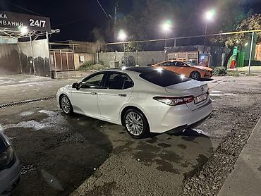 Toyota: Toyota Camry: 2018 г., Автомат, Бензин, Седан — 2