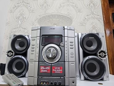 жёсткий диск новый: Sony mini-hi-fi musiqi sistemi – VCD/MP3 dəstəyi, Karaoke funksiyası