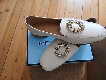 dəri bosonojkalar: DERİHAN qadın loaferləri yenidir.geyinilmeyib - Model: Klassik loafer — 1