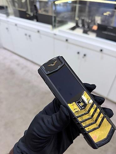 qizil nomreler: Vertu 4 GB, rəng - Qızılı, Düyməli — 6