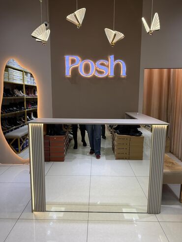 Стойки ресепшн: Столы ресепшен Администраторский стол Кассовый стол Занимаемся — 2