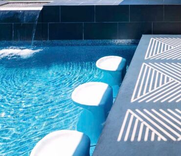 Lejankalar, şezlonqlar: Şezlong 
Lejenka. 
Hovuz içi özel tasarım — 8