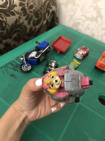 hot wheels oyuncaq dəsti: Uşaq oyuncaqları dəsti – müxtəlif maşın və nəqliyyat vasitələri — 10