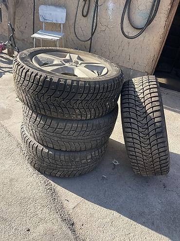 Шины: Салам алейкум всем Продаю диски на спринтер Одна скат двух скат всех — 18