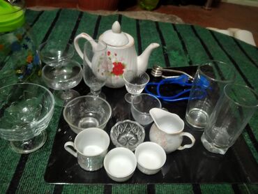 Наборы посуды: Набор посуды для сервировки стола, стекло/фарфор. В комплекте: - — 13