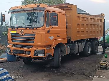 крыло вольво: Самосвал Shaanxi (Shacman) F3000, 6x4, 2014 г. 340л.с. 12ступка. шины — 4