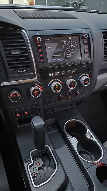 секутер: Toyota Sequoia: 2020 г. — 9