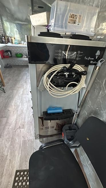 кафе: Аппарат для мягкого мороженого (Ice Cream Machine), напольный — 2
