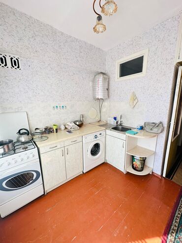2 комнатная квартира в бишкеке купить: 2 комнаты, 34 м², Индивидуалка, 5 этаж, Косметический ремонт