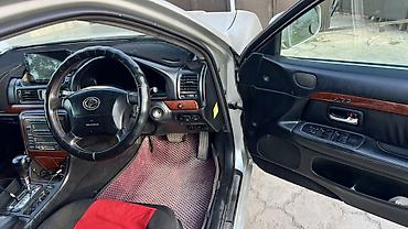 progres: Toyota Progres: 2000 г., Седан — 8