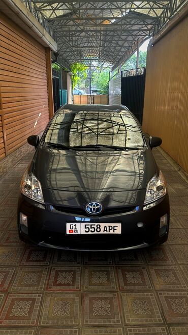 Toyota: Toyota Prius: 2011 г., 1.8 л, Автомат, Бензин, Хэтчбэк — 17