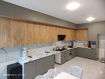 mebel yigilmasi: Sifarişlə mətbəx dəsti, Özü çəkən petlələr, Metal, Kredit yoxdur, Rayonlara çatdırılma, Ünvandan götürmə, Pulsuz çatdırılma — 5