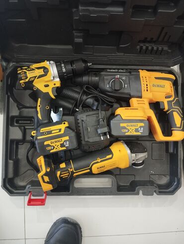 Двери и комплектующие: DeWALT markalı bu alət dəsti müxtəlif işlər üçün nəzərdə tutulmuşdur