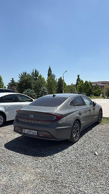 сары соната: Hyundai Sonata: 2020 г., 2 л, Автомат, Бензин, Седан — 2