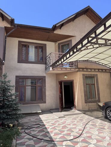 Продажа домов: Таунхаус, 240 м², 5 комнат, Собственник, Евроремонт