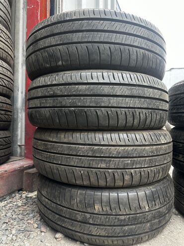 Шины: Шины 215 / 60 / R 17, Лето, Б/у, Комплект, Легковые, Япония, Dunlop