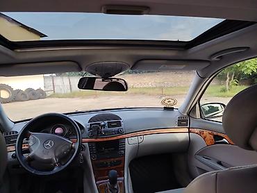 Mercedes-Benz: Mercedes-Benz E-Class: 2.2 l | 2005 il Sedan — 15