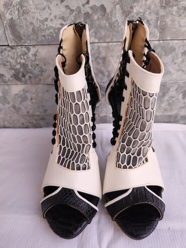 Sandale: Sandale, 37 — 8