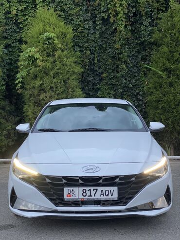 рассрочку автомобил: Hyundai Avante: 2020 г., 1.6 л, Робот, Гибрид, Седан