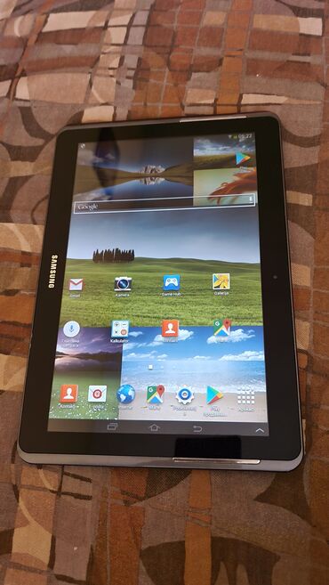 radni sto: Tablet samsung 10.1 inca u top stanje sve radi cenab6cena 6000 dinara