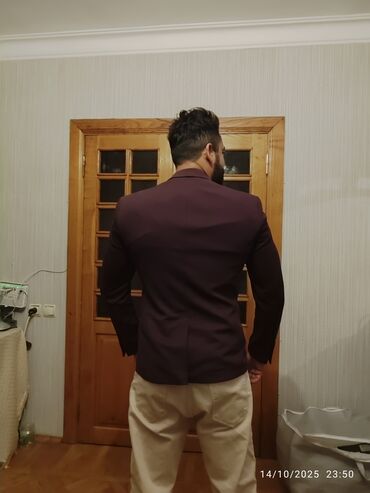 Pencəklər: Bordo rəngli kişi blezeri - Klasik, dar kəsim (slim fit) dizayn - Tek