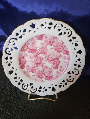 Ostalo posuđe: Tanjir nov, za posluzenje,ukras,porcelanski iz 70ih. Perfektan — 2