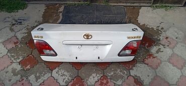 нива крыло: Арткы оң эшик Toyota 2004 г., Колдонулган, түсү - Ак,Оригинал