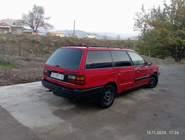 Volkswagen: Volkswagen Passat: 1991 г., 1.8 л, Механика, Бензин, Универсал