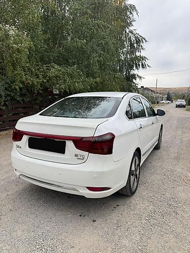Dongfeng: Dongfeng : 2022 г., Электромобиль, Седан — 3