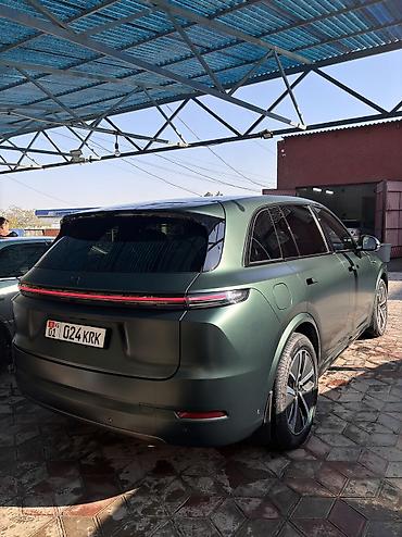 л 9: Lixiang L7: 2024 г., 1.5 л, Автомат, Электромобиль, Внедорожник — 2