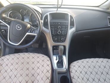 Opel: Opel Astra: 2011 г., 1.6 л, Автомат, Бензин, Универсал — 4