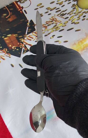 Digər içki üçün qablar: İçki qabı satılır, təzədir. Dəstinə daxildir: 1 ədəd İçki qabı, 1 ədəd — 6