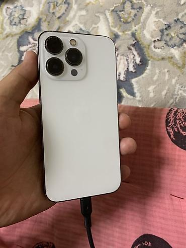 apple studio display: IPhone 13 Pro, Б/у, 256 ГБ, Белый, 81 % — 1